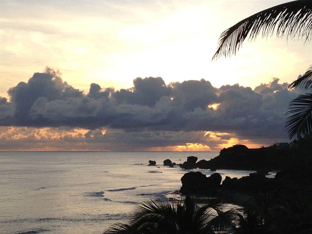Round House Hotell Bathsheba Exteriör bild