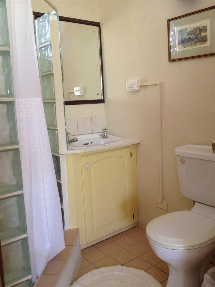 Round House Hotell Bathsheba Exteriör bild