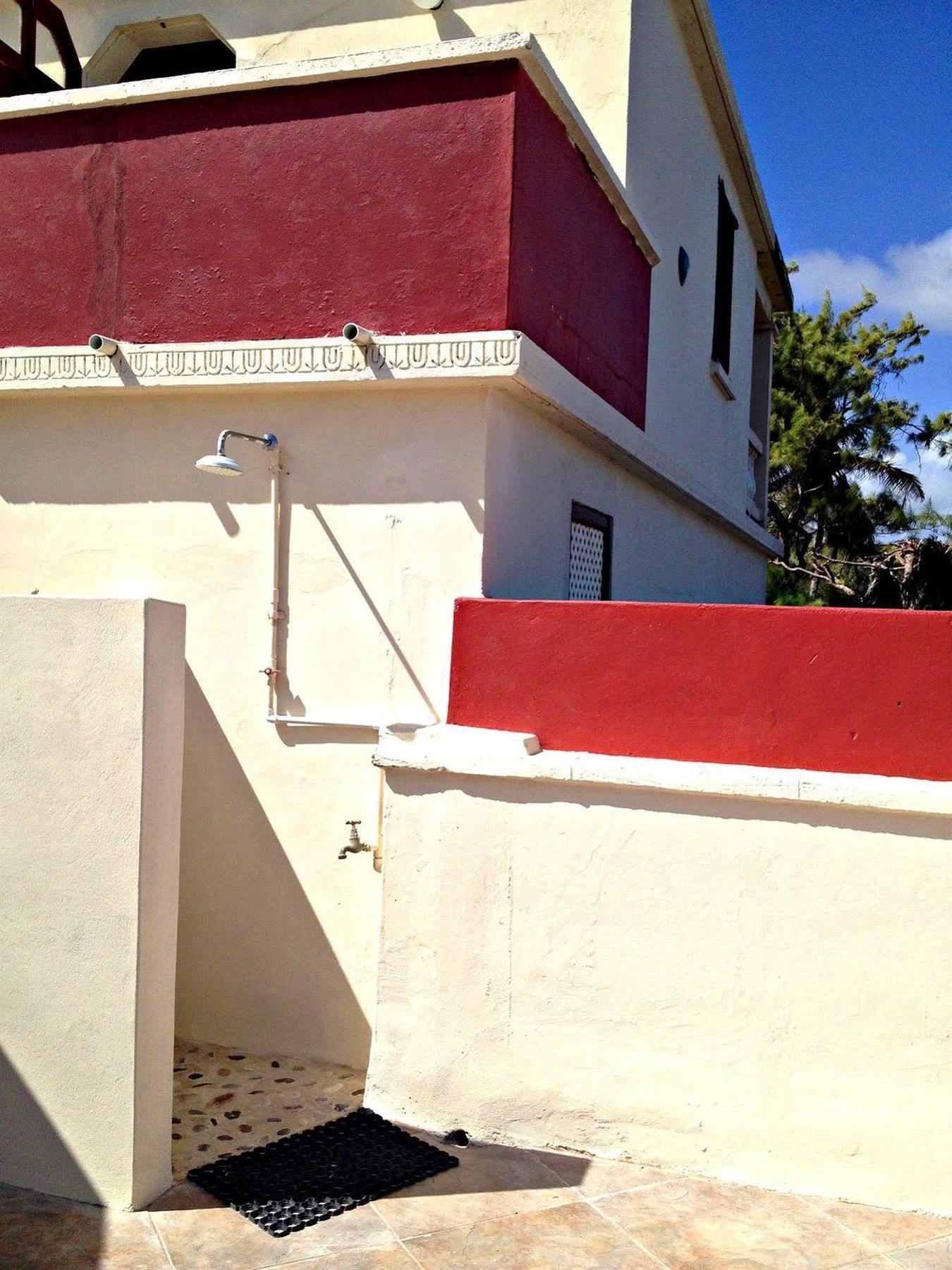Round House Hotell Bathsheba Exteriör bild