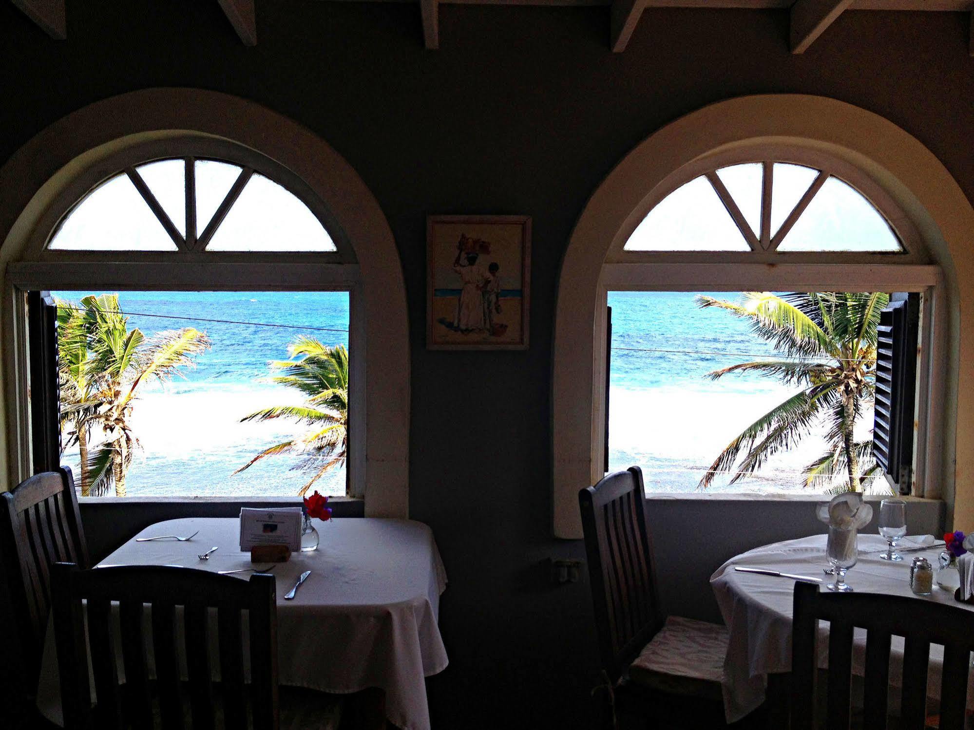 Round House Hotell Bathsheba Exteriör bild